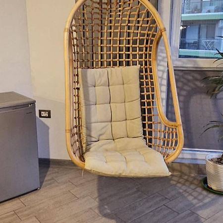 Luxury Suite Alezzi Beach Apartment Piscina Incalzita Sauna Jacuzzi Parking Năvodari Zewnętrze zdjęcie