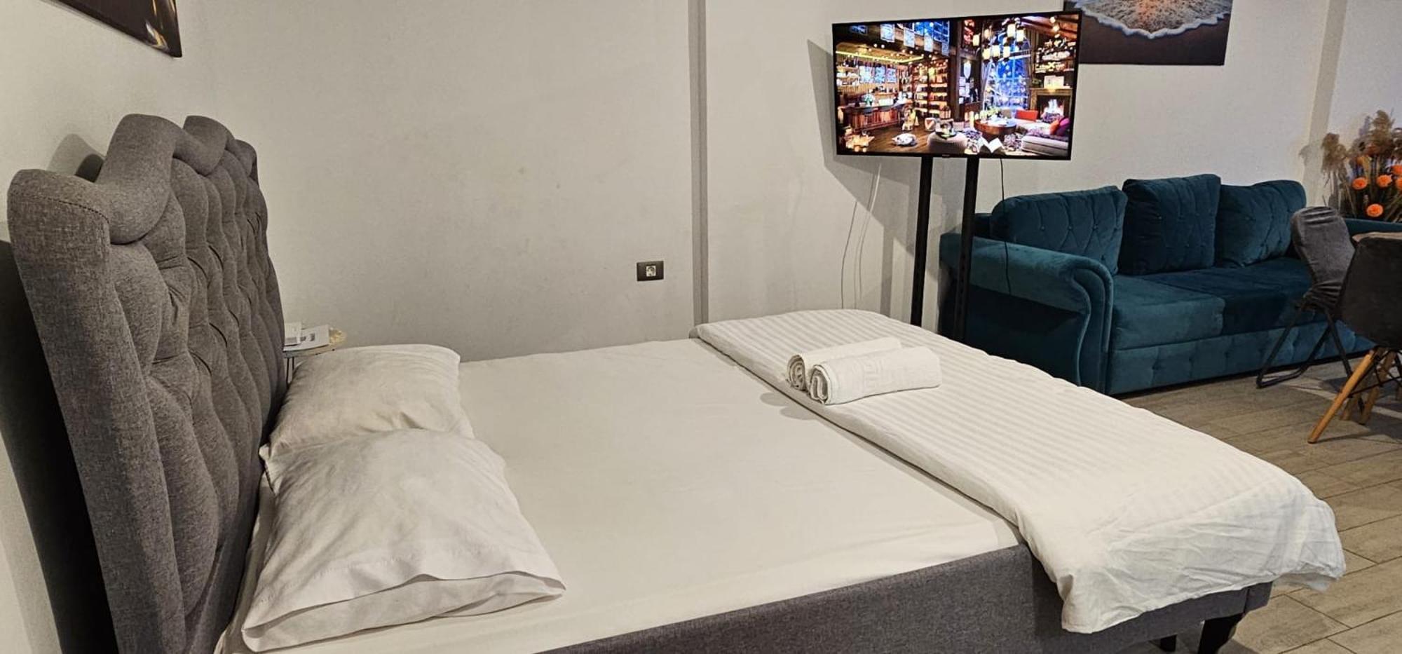 Luxury Suite Alezzi Beach Apartment Piscina Incalzita Sauna Jacuzzi Parking Năvodari Zewnętrze zdjęcie